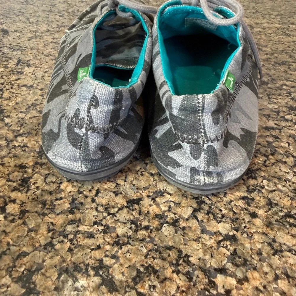 SANUK GRAY CASSIUS CAMO SIDEWALK SURFER LACE-UP SHOES, MEN US‎ 10